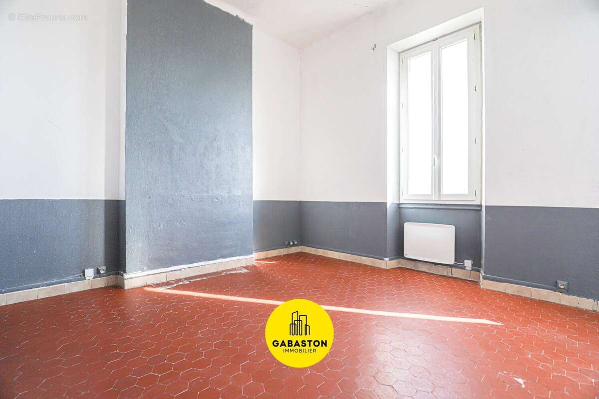 Appartement à MARSEILLE-15E
