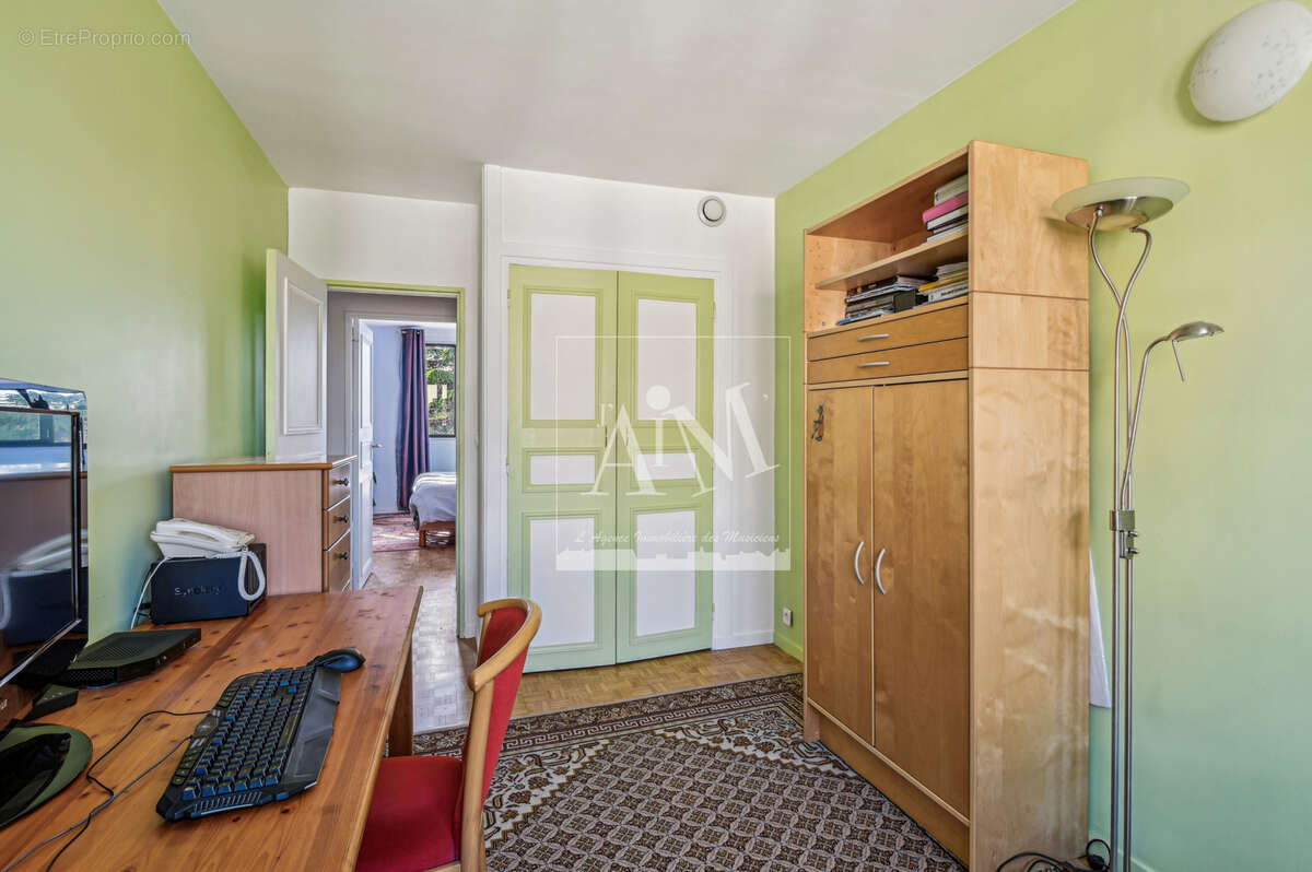 Appartement à NANTERRE