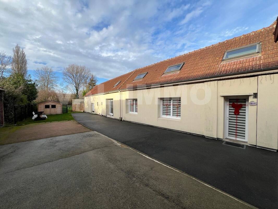 facade - Maison à RUMAUCOURT