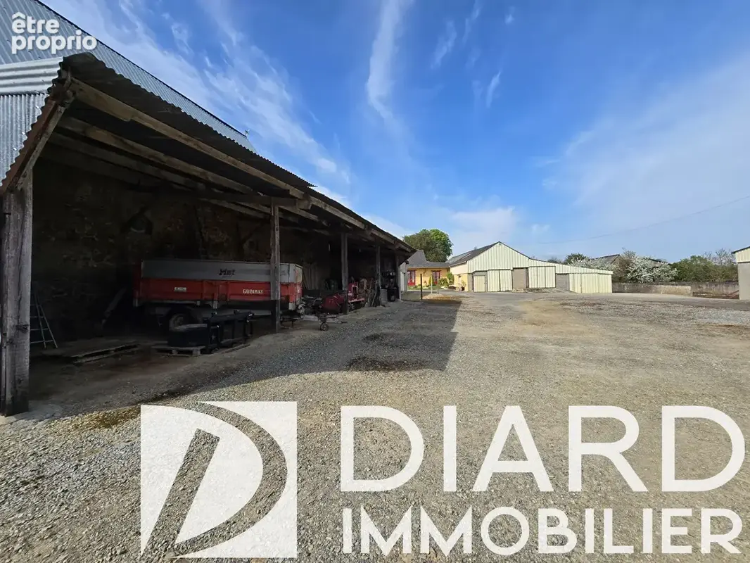 Longère en campagne de Domalain. - photo 11