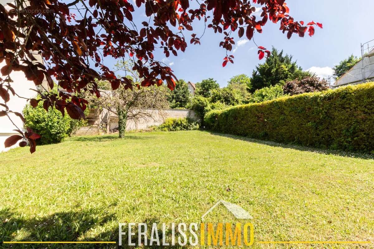 Maison à VAUX-SUR-SEINE