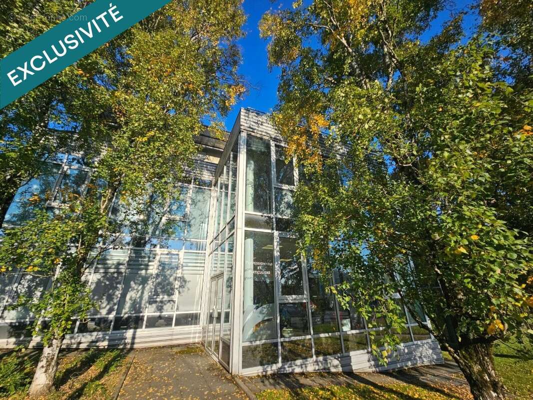 Photo 2 - Commerce à BESANCON