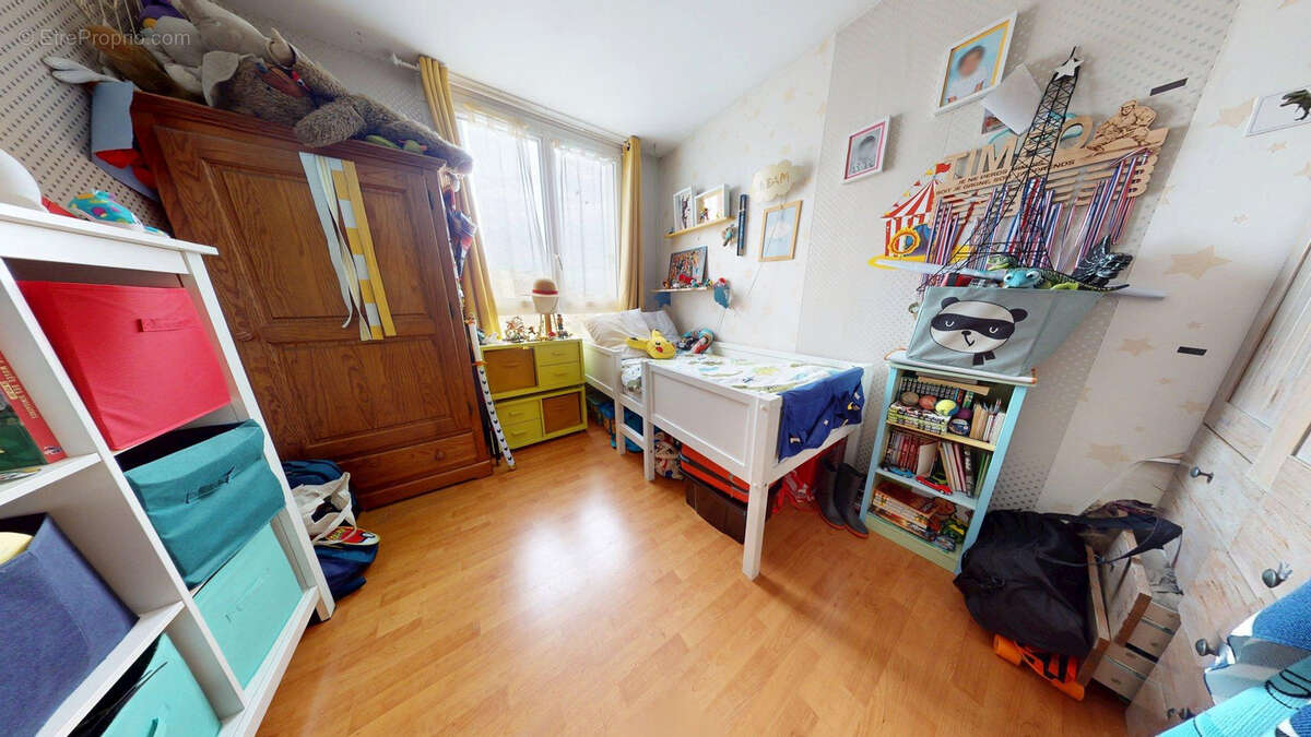 Appartement à SARTROUVILLE