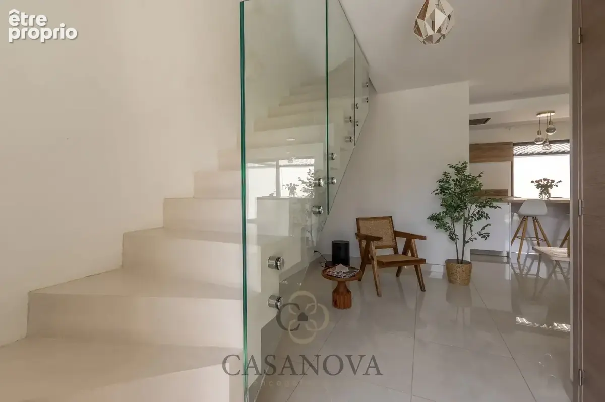 Montpellier Nord Villa contemporaine à Castelnau-le-Lez, 4 chambres, piscine, garage et bureau, proche tram - photo 13