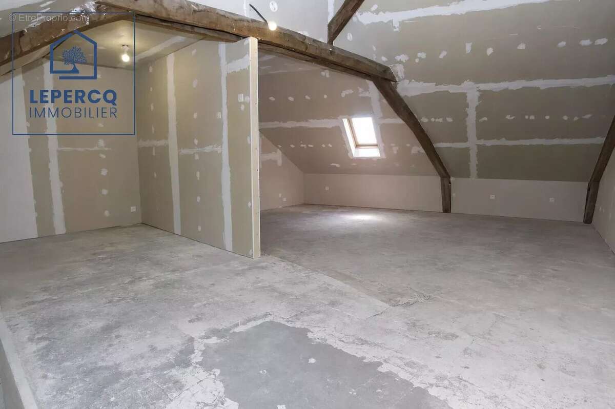 maison 5 pièces 107m² centre-ville - photo 11