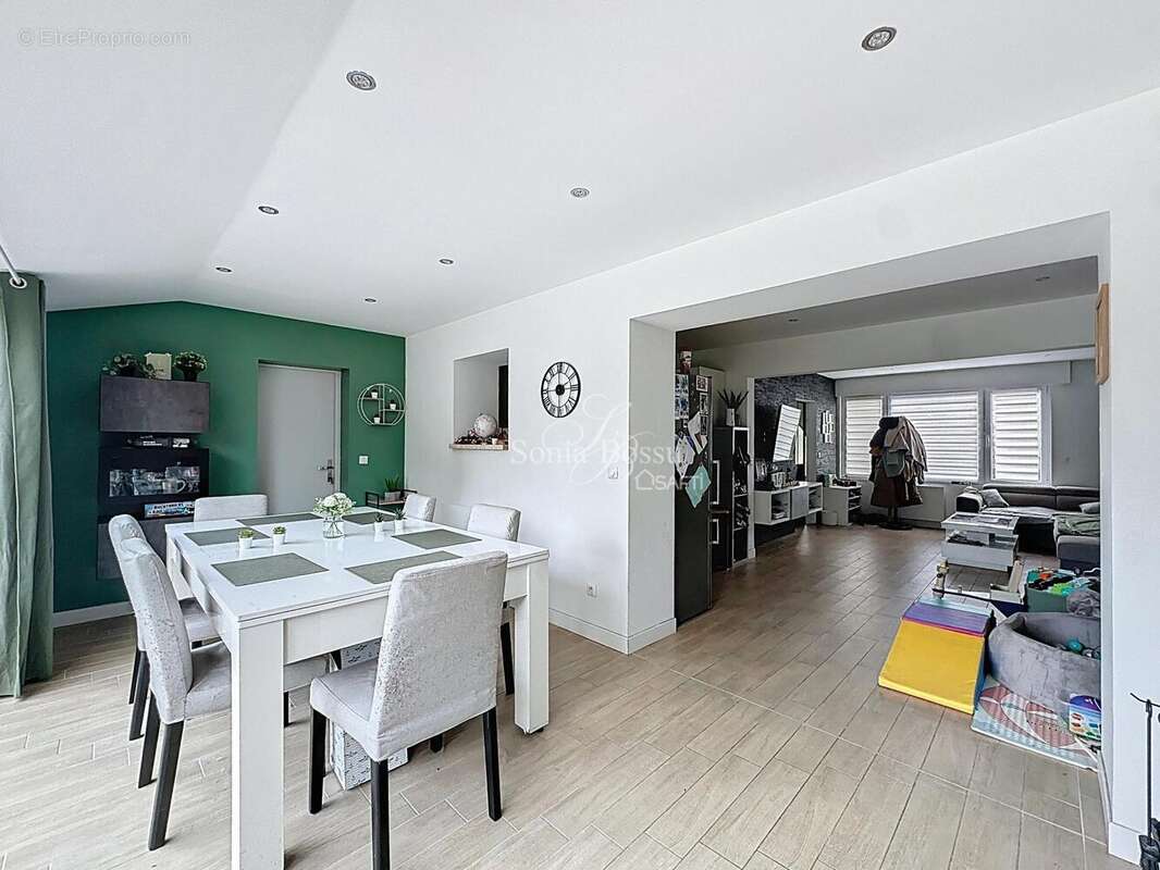 Photo 2 - Maison à HARNES