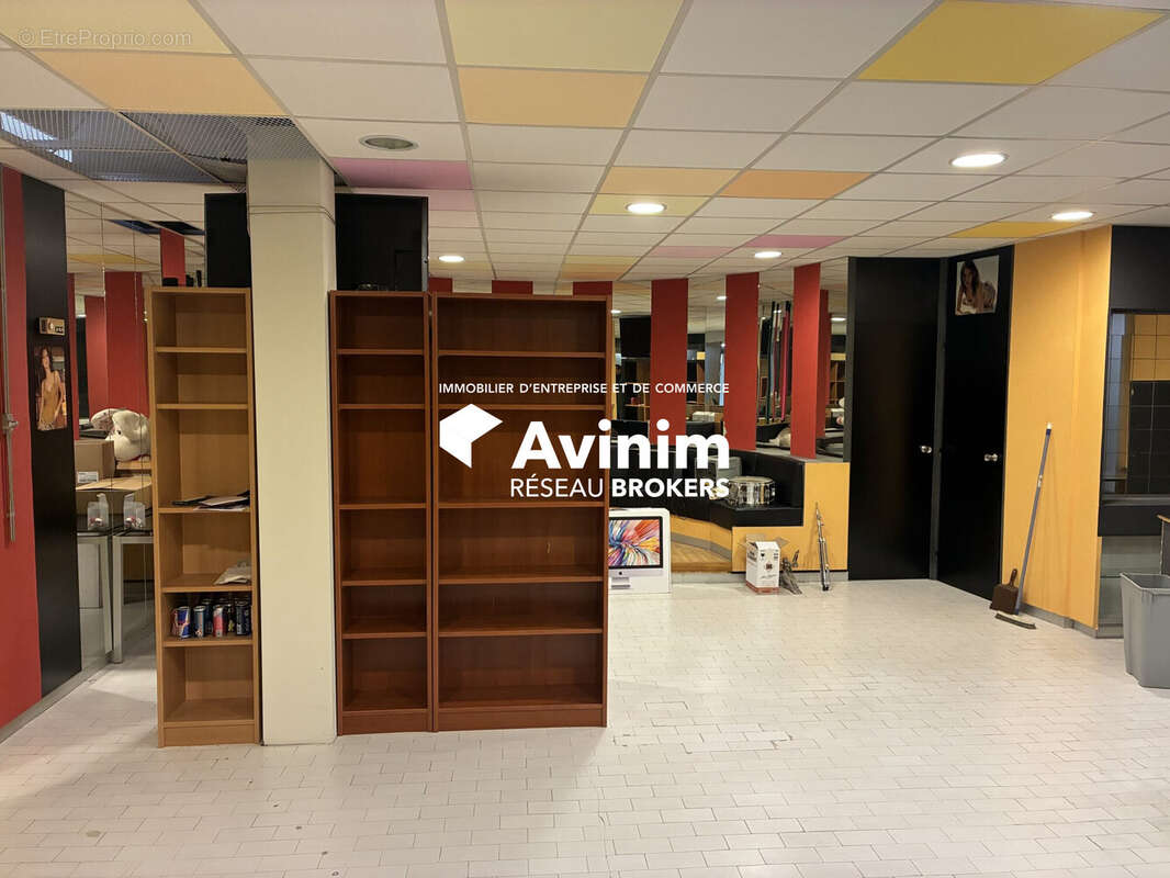 Commerce à MARSEILLE-8E