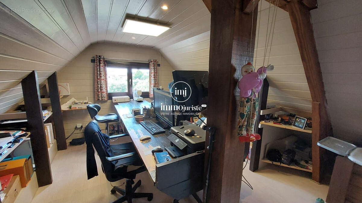 Maison à CHATEAUPONSAC