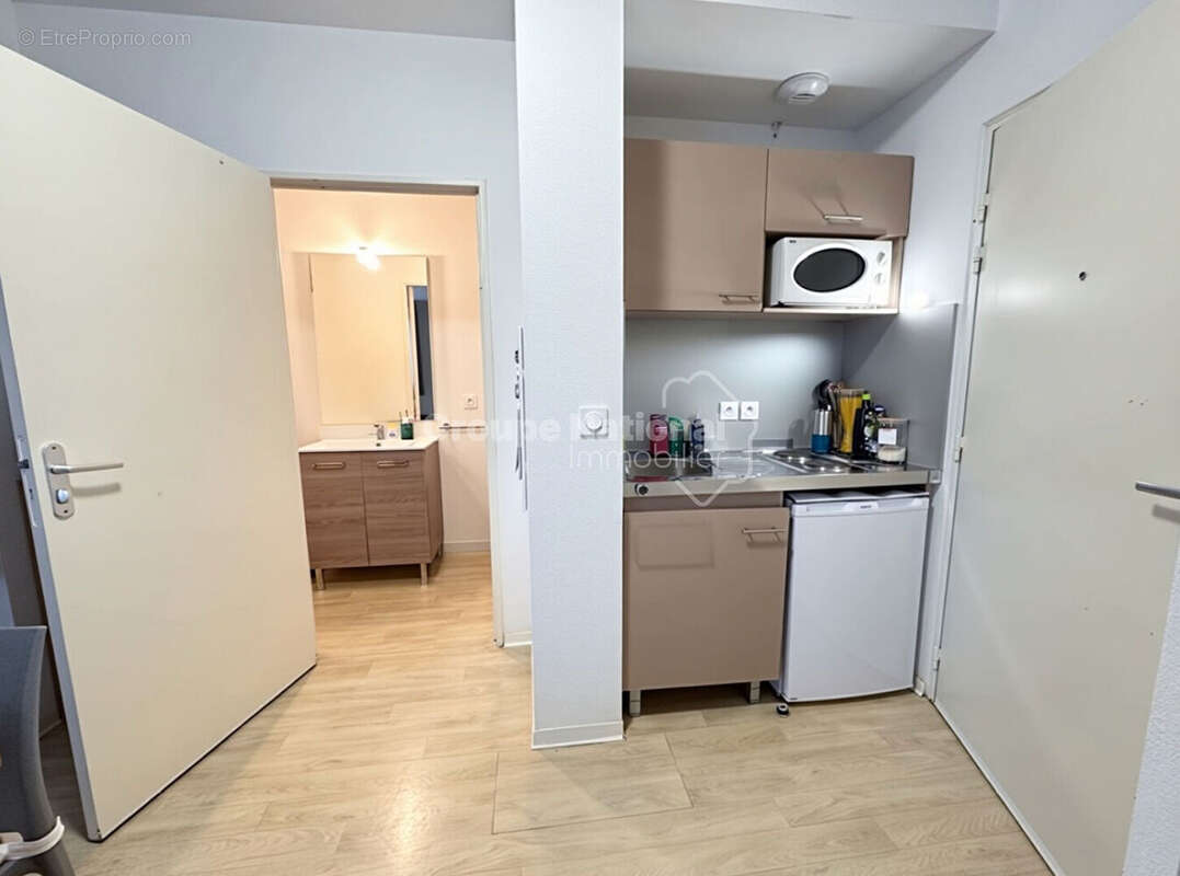 Appartement à MARSEILLE-1E