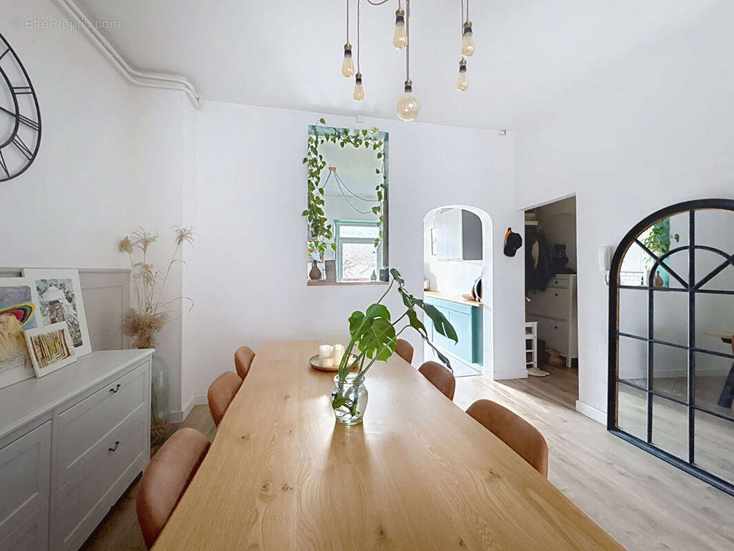 Appartement de charme 94 m² - RDC avec jardin privatif 150 m², terrasse et garage fermé - photo 6
