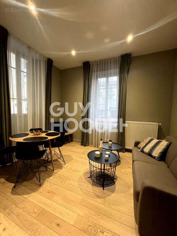 Appartement T2 37 m² à vendre à AIX LES BAINS - photo 2