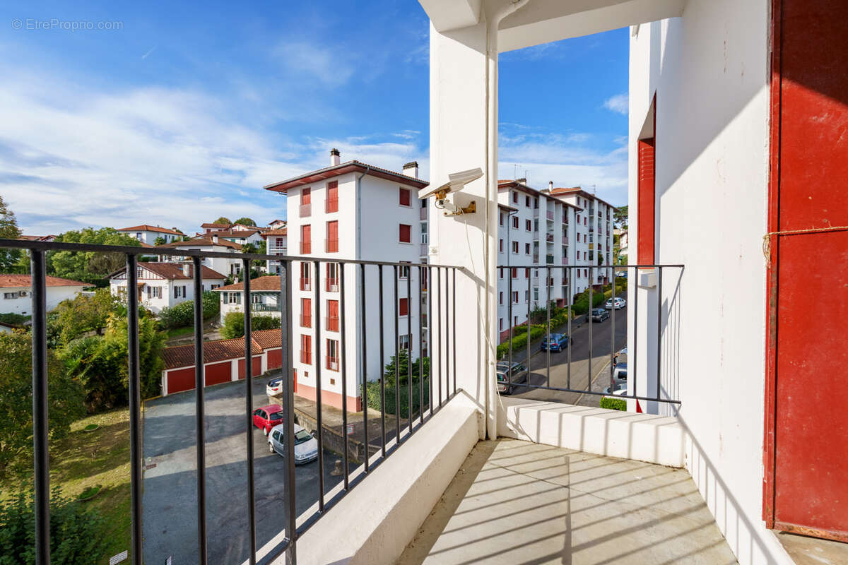 Appartement à CIBOURE