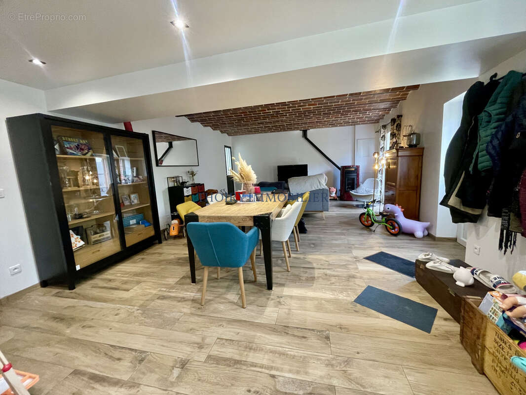 Maison ancienne de charme 6 pièces avec dépendance sur 505 m2. - photo 8