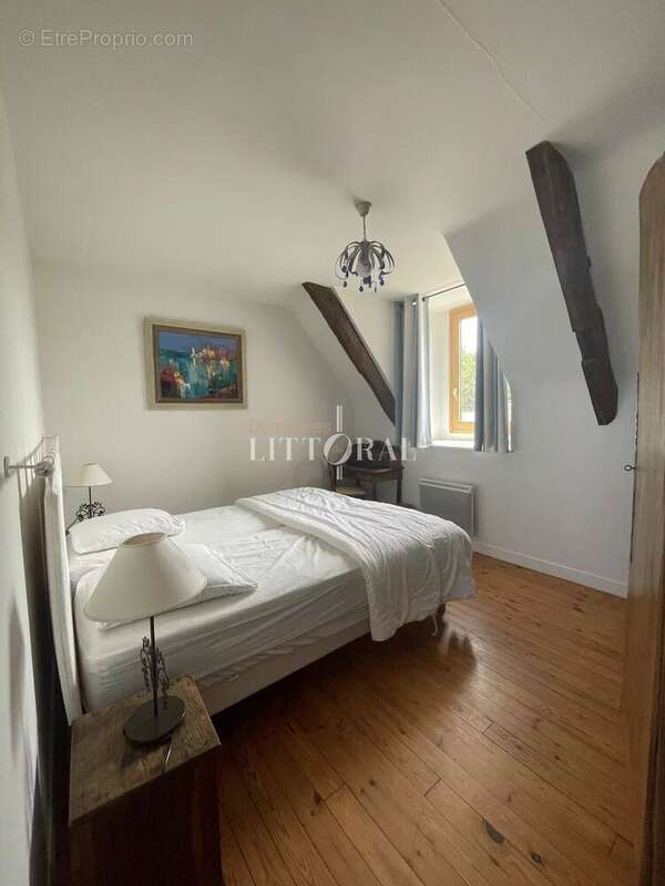 Maison à PLOUGRESCANT