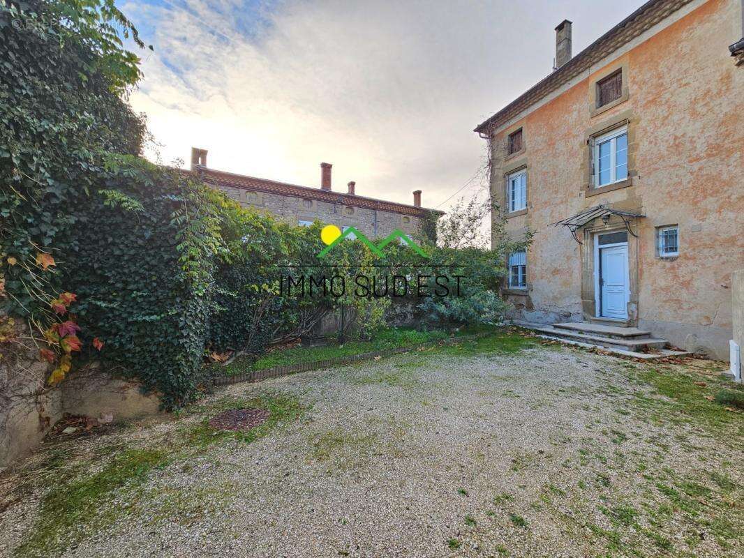 Maison à SAINT-MARCEL-LES-VALENCE