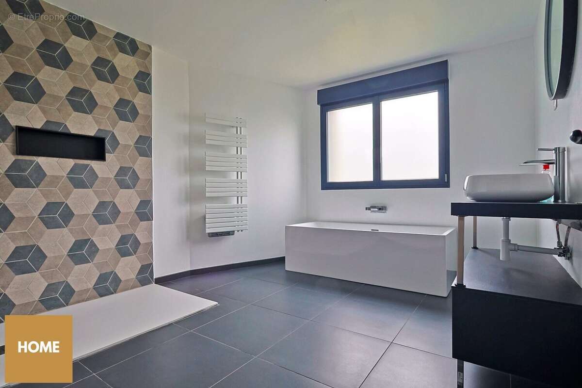 Maison à VILLE-EN-VERMOIS