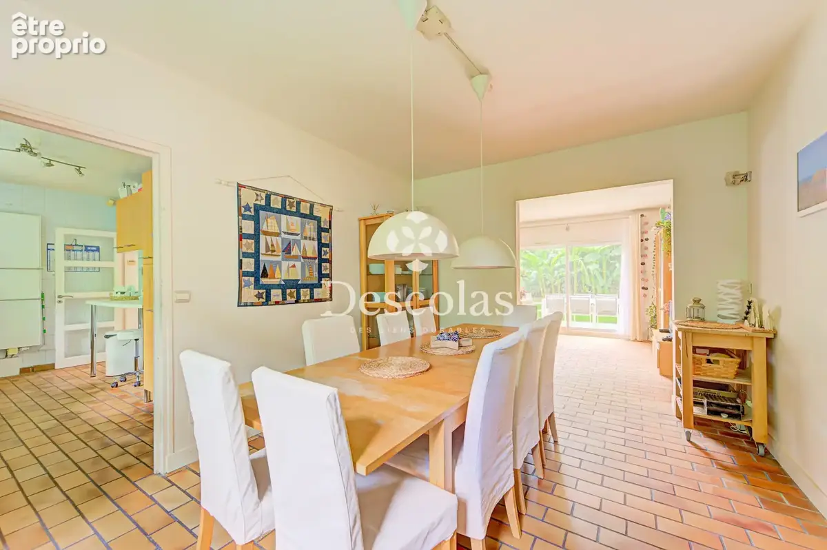CHAMBOURCY- Maison familiale de 200 m2 - photo 7