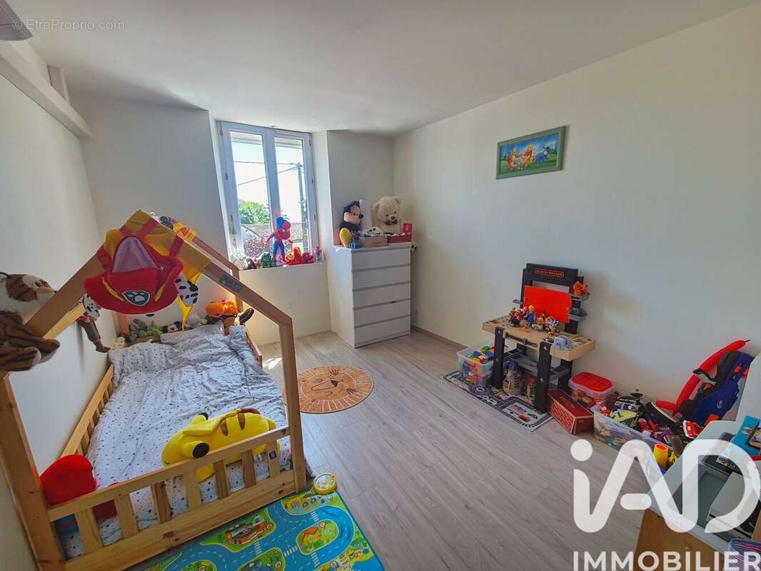 Maison 125 m² à Bromeilles  - photo 7