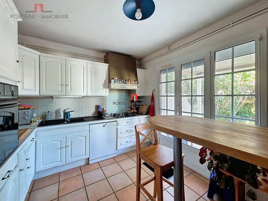 Maison à CARBON-BLANC