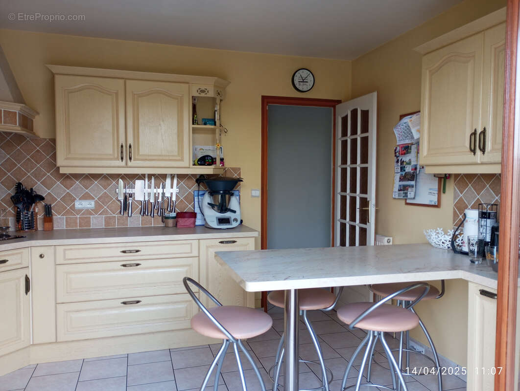 Maison à SAINT-HILAIRE-LA-GRAVELLE