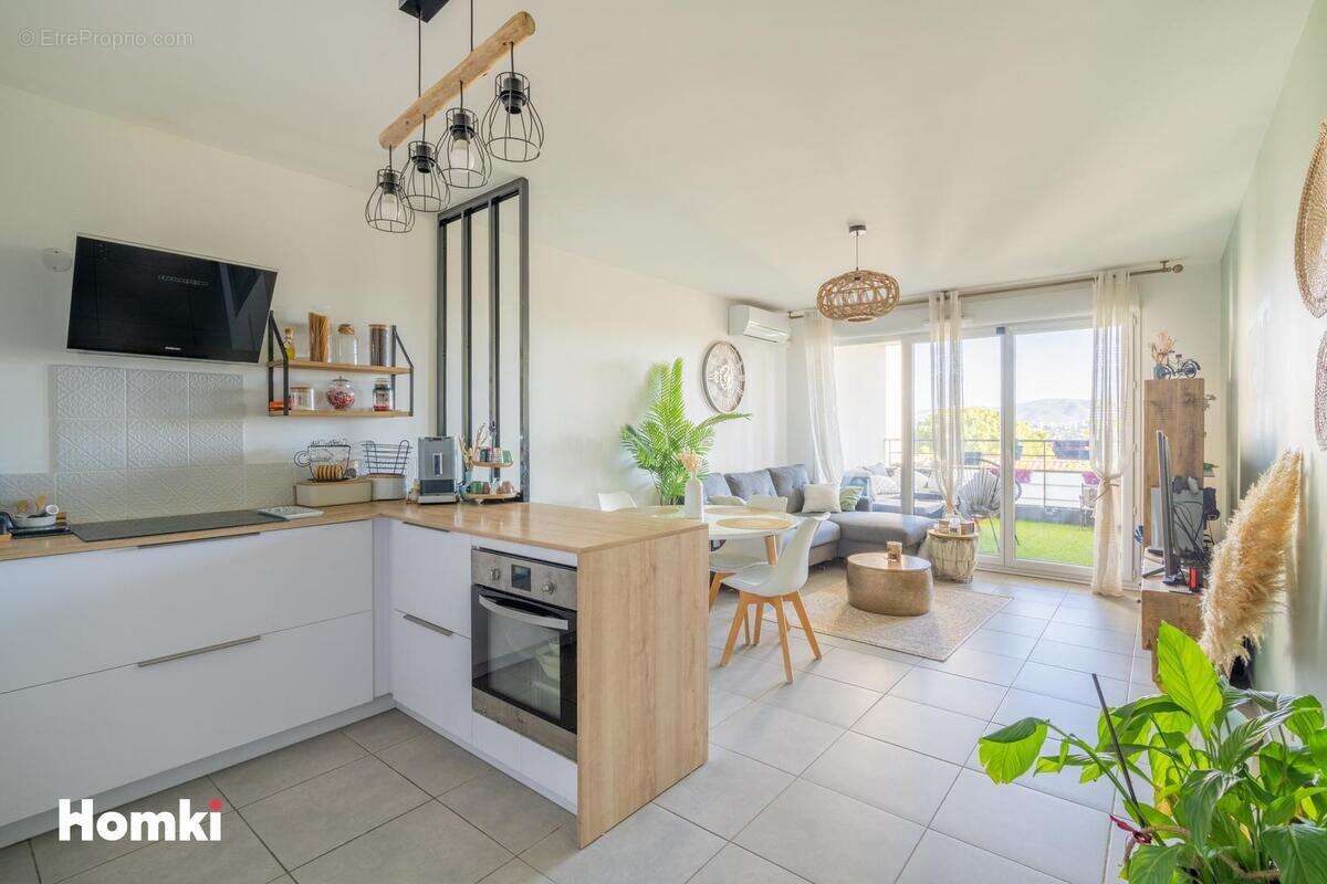 Appartement à MARSEILLE-13E