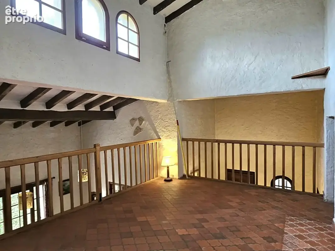 Maison Atypique avec studio indépendant, garage et Grand Terrain Arboré - photo 8
