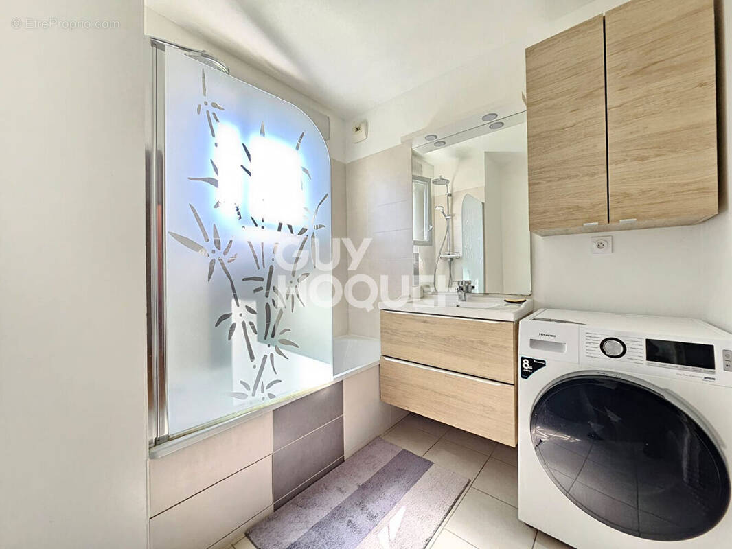 Appartement à RILLIEUX-LA-PAPE