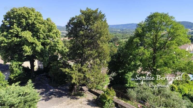 Appartement à MONTBOUCHER-SUR-JABRON