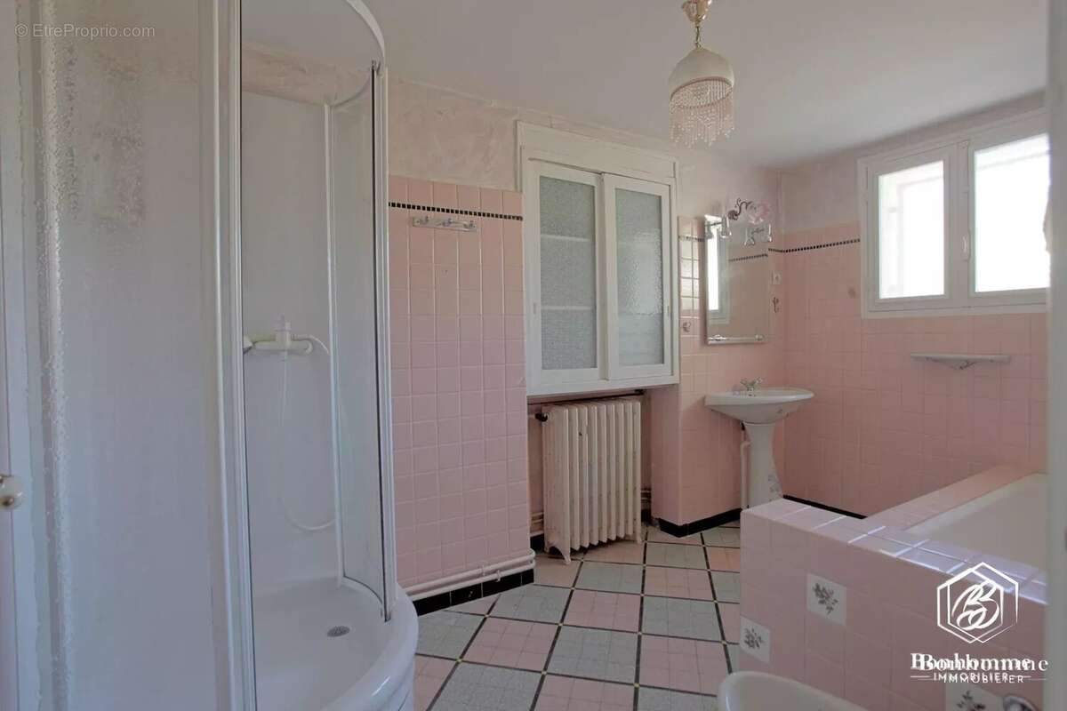Maison à LANDIRAS