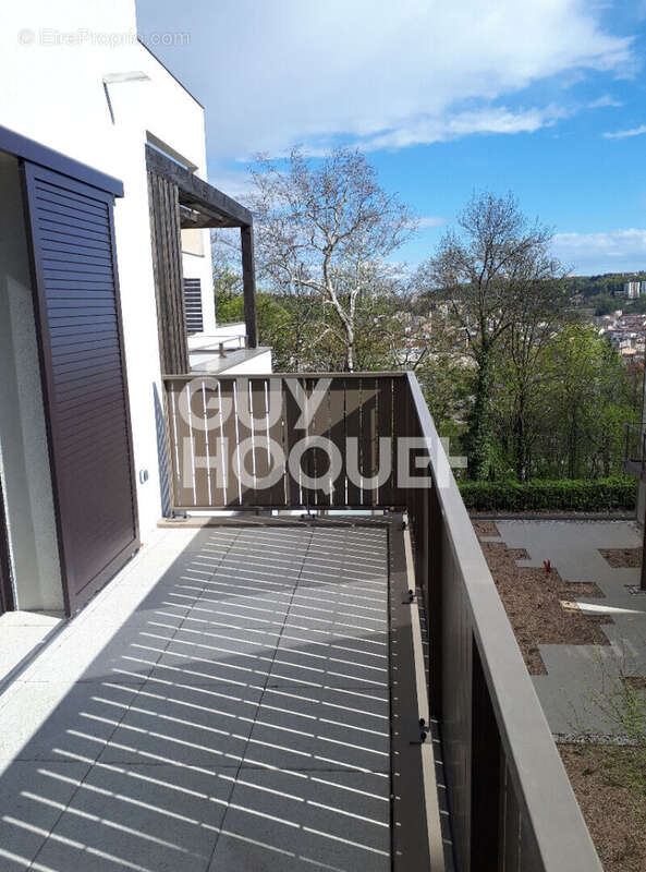 Appartement à LYON-9E