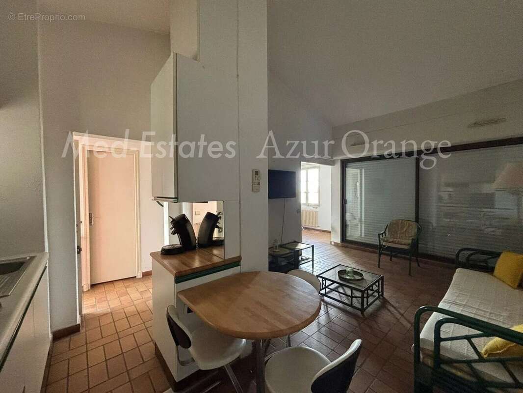 Appartement à GRIMAUD