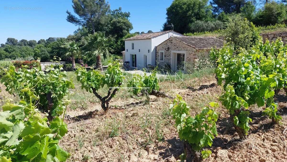 Maison à LA MOTTE