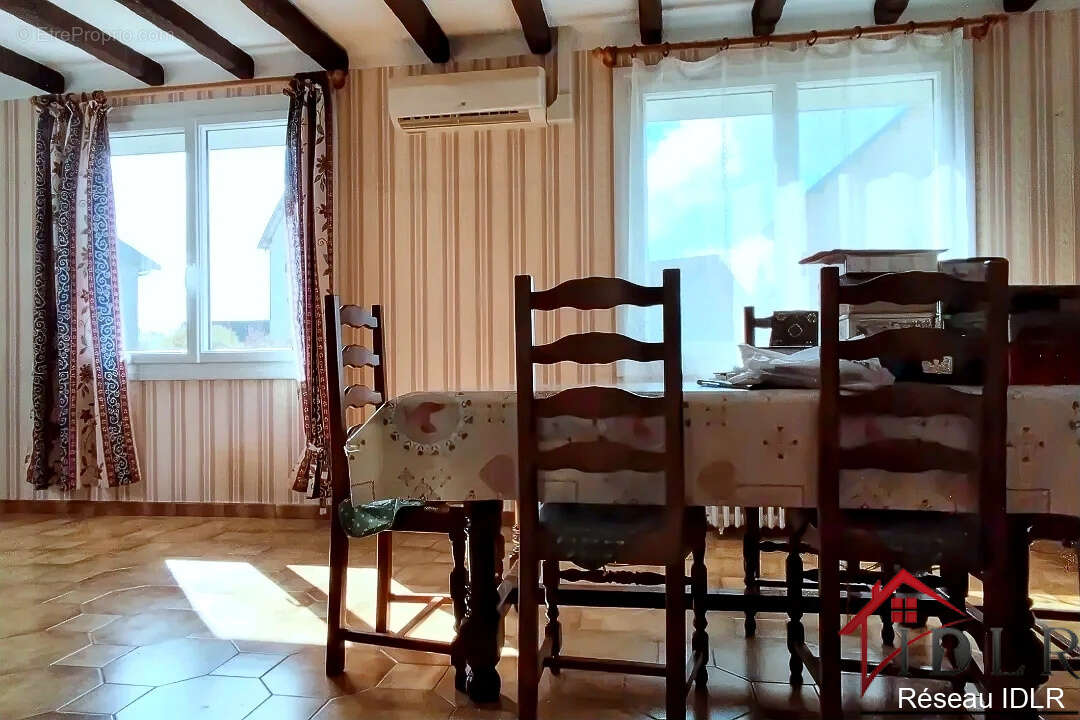 Maison à CHAUMONT