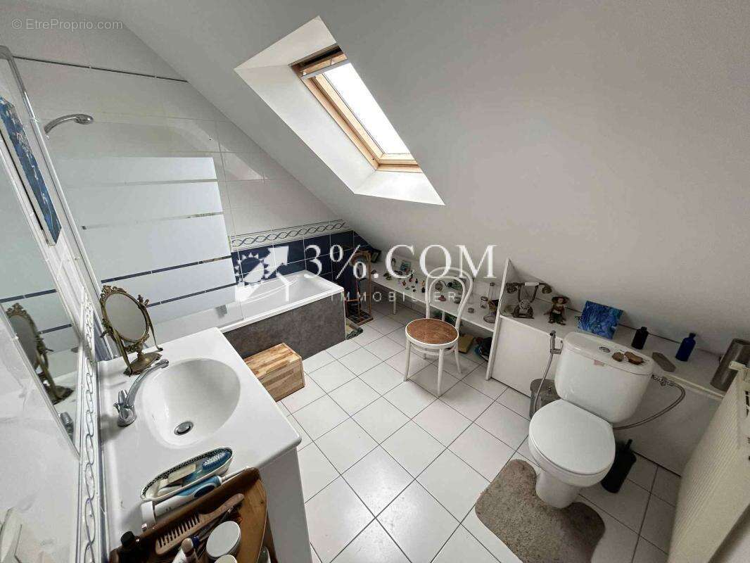 Maison à LA TURBALLE