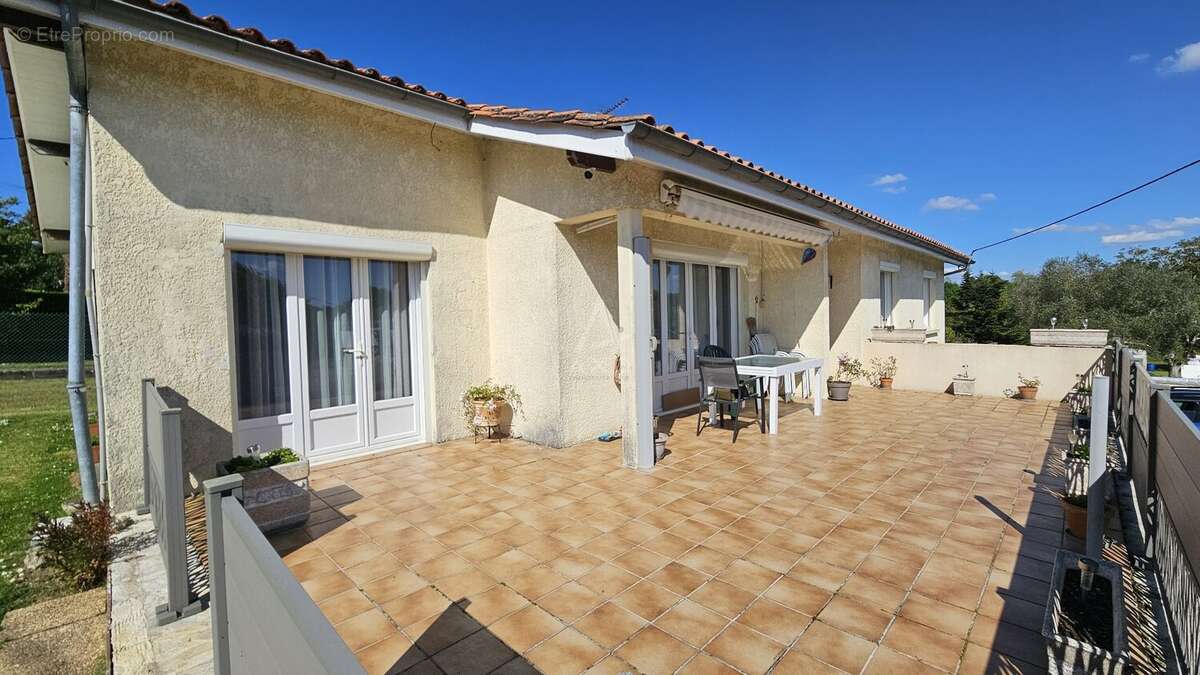 Maison à SAINT-GERVAIS