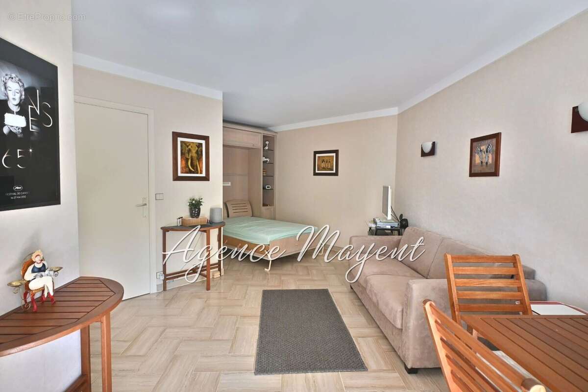 Appartement à CANNES