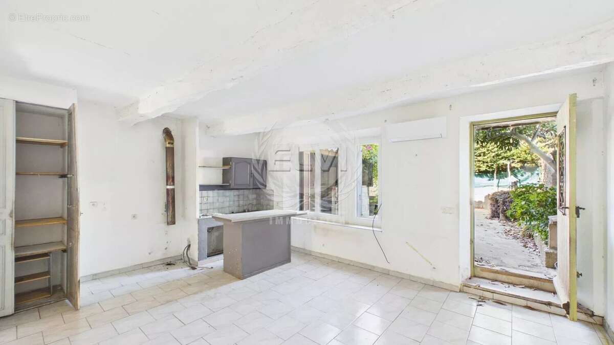 Maison de villa à Plan de la Tour - photo 9
