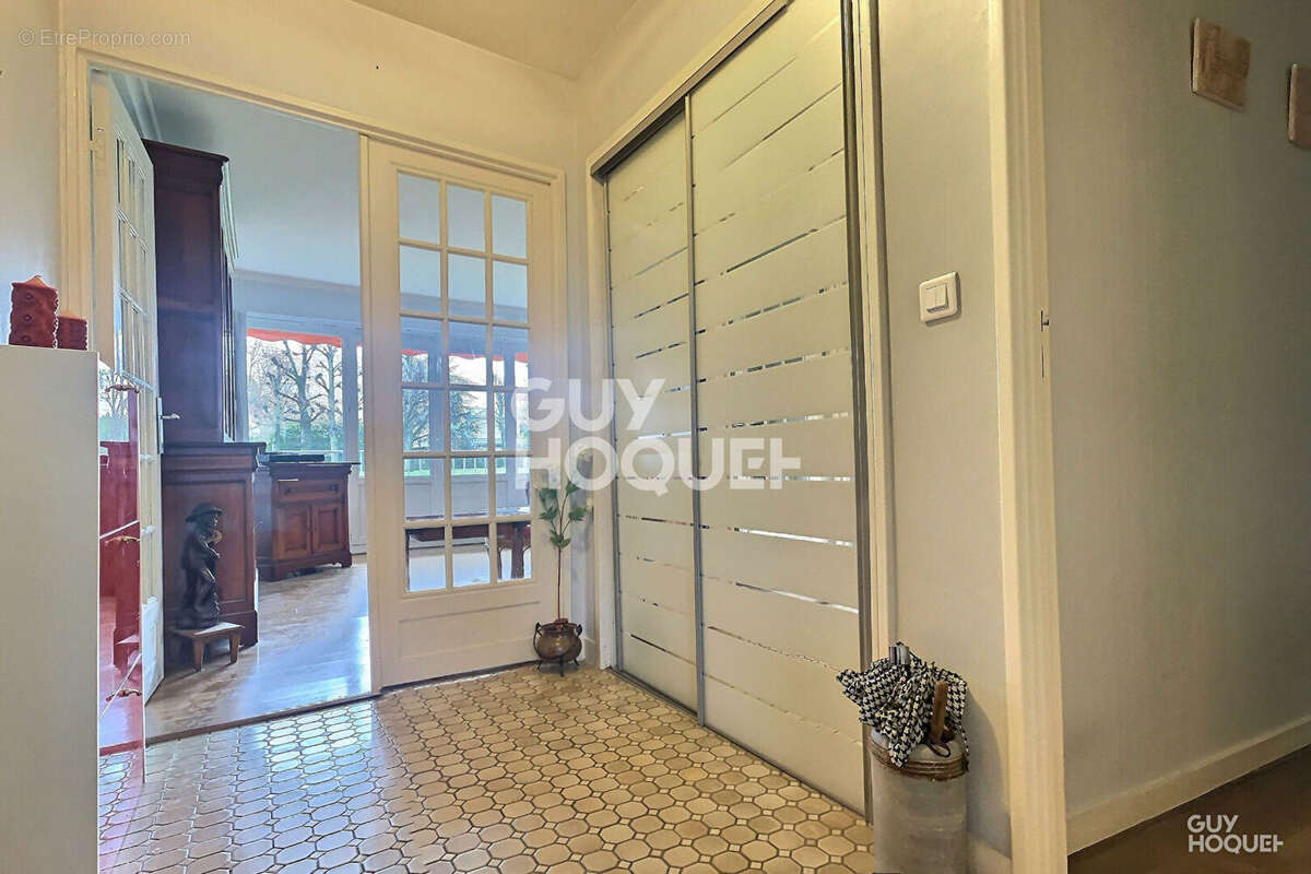 Appartement à MAISONS-ALFORT