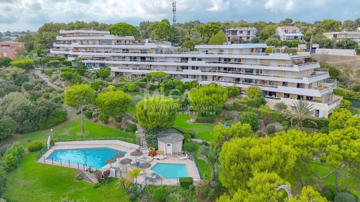 Appartement à VILLENEUVE-LOUBET