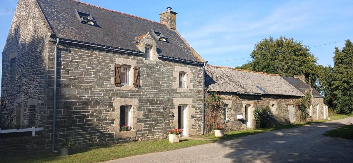 Photo 1 - Maison à PLUMELIAU