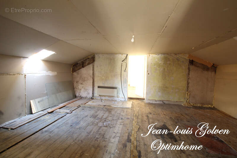 Appartement à TOURNEMIRE