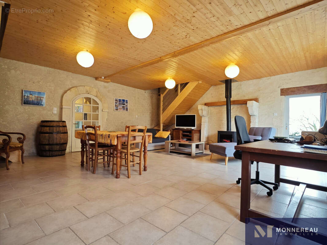 Maison à CONDEON