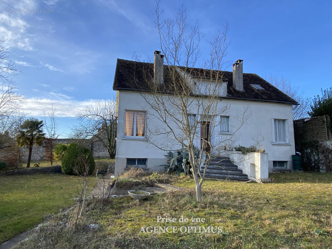 Maison à VINNEUF