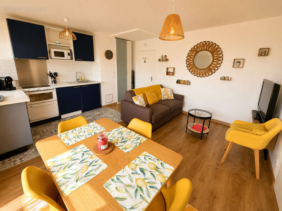 Appartement 2 pieces 28m2 entièrement rénové acces direct plage + cave + parking - photo 4