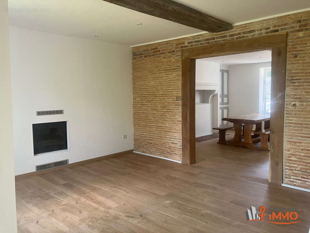 Maison à DAMPIERRE-SOUS-BOUHY