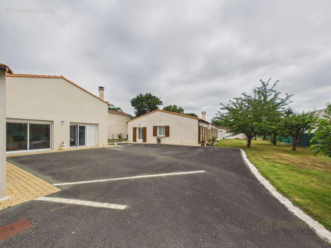 Maison à BREUILLET