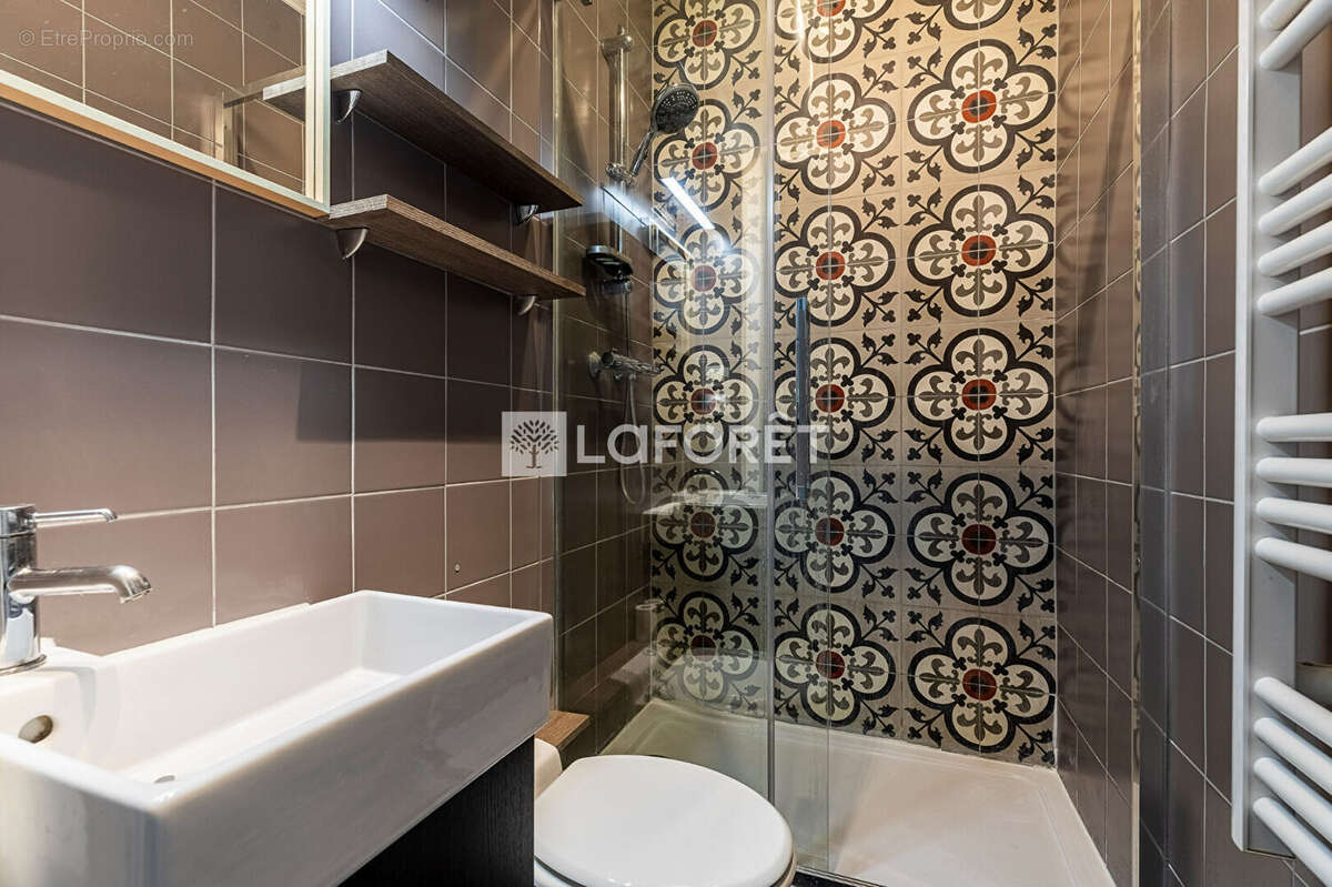 Appartement à PARIS-17E