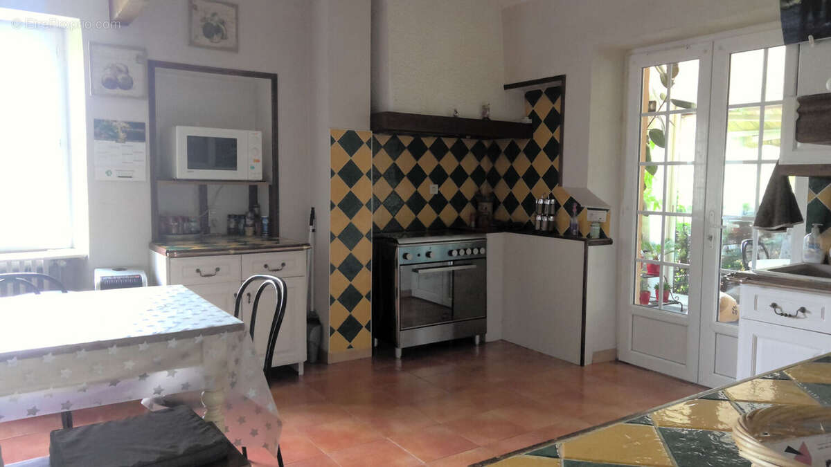 Maison à SAINT-FLORENT-SUR-AUZONNET