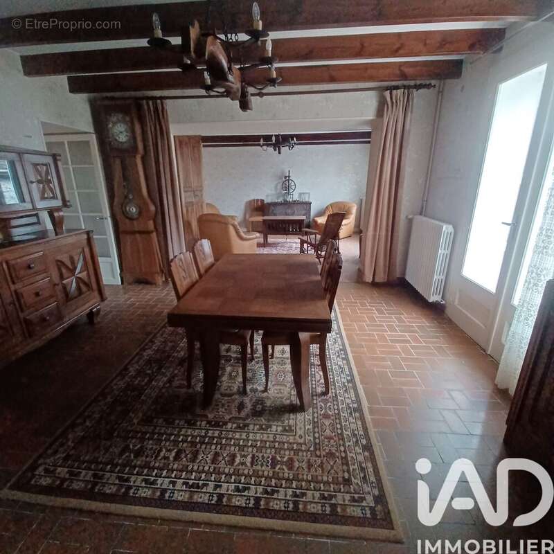 Photo 3 - Maison à SAINT-BONNET-SUR-GIRONDE