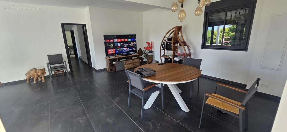 Maison à SAINTE-ROSE